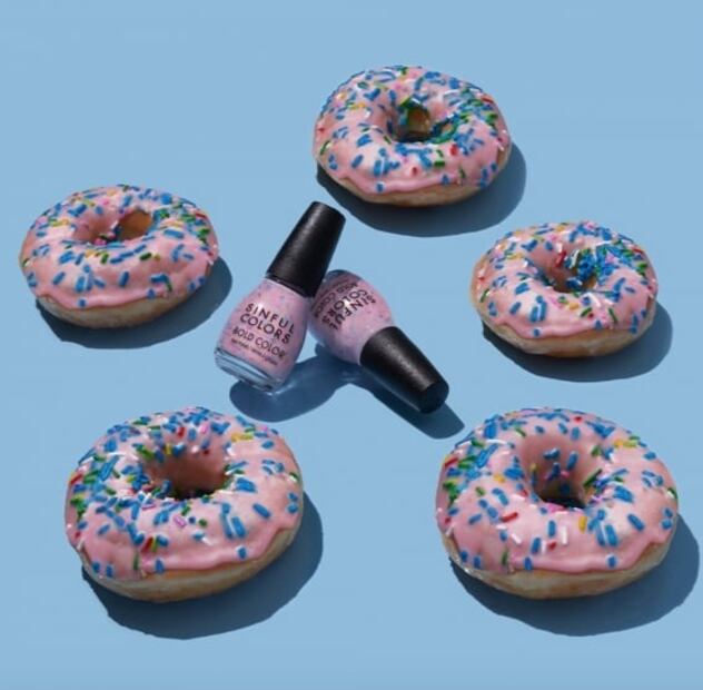 Lanzan esmaltes con olor a Cheetos, tacos y donas