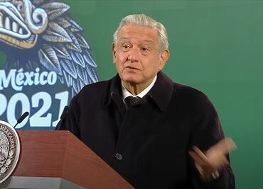 Clase media llega molesta a vacunación ni las gracias da, en cambio la gente humilde da bendiciones: AMLO