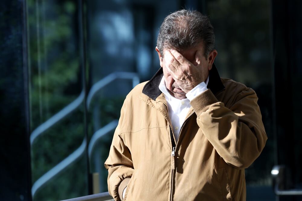 Héctor Cruz, padre del joven acusado de pederastia, acudió a la vista judicial de su hijo; se dedica al sector inmobiliario y de la construcción (JUAN CARLOS ROJAS. ELUNIVERSAL)