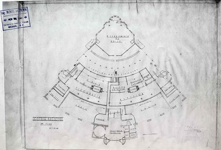 "El Moro", reproducción de los planos originales del Edificio El Moro de la Lotería Nacional por Arizmendi Manuel.  Foto: Berenice Fregoso/EL UNIVERSAL