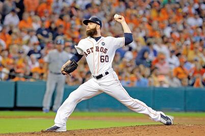 Keuchel maniata los bats de Royals