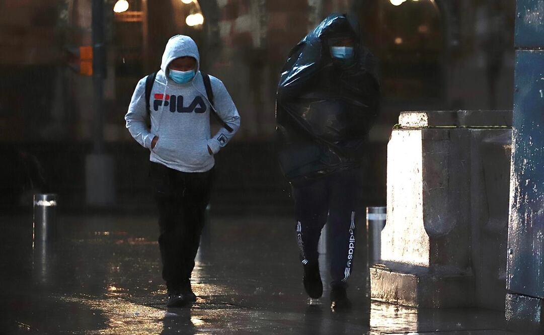 Derivado de estas condiciones climatológicas pueden suscitarse encharcamientos y corrientes de agua sobre calles y avenidas. Foto: Archivo/EL UNIVERSAL