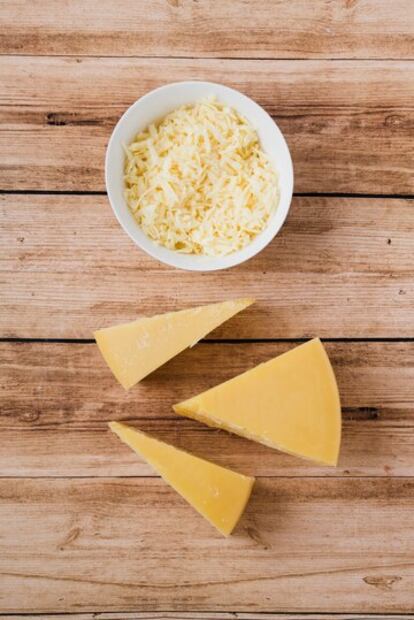 Cómo conservar el queso rallado. Fuente: Freepik