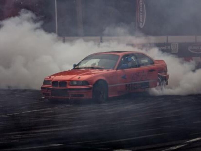 ¿Cómo hacer drift con tu auto?