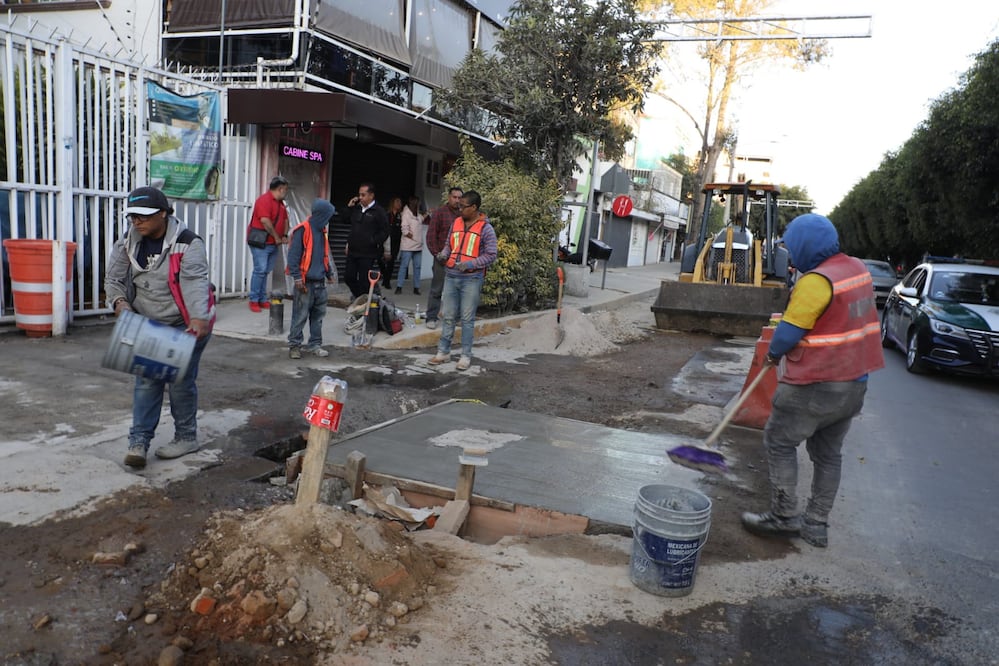 Trabajos de la alcaldía Venustiano Carranza en la colonia Jardín Balbuena. 23 de noviembre de 2025. Especial