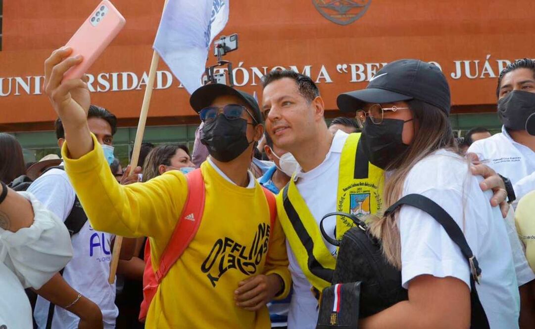 El Gobernador refrendó su compromiso para “seguir haciendo equipo” con esta casa de estudio. Foto: Especial 