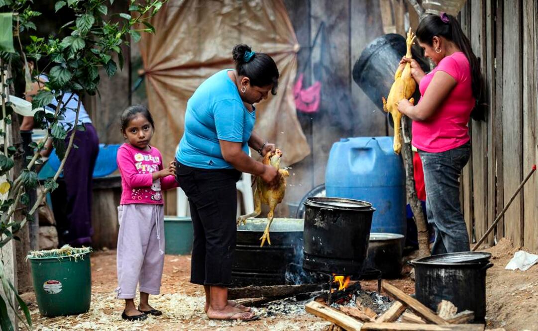 Inegi indicó que el ingreso creció en mayor proporción entre los más pobres./Archivo - EL UNIVERSAL