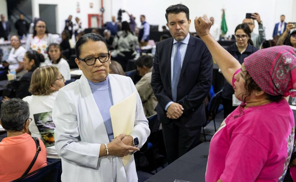 Rosa Icela Rodríguez, titular de la Segob, se reúne con madres buscadoras. Foto: Hugo Salvador/ EL UNIVERSAL