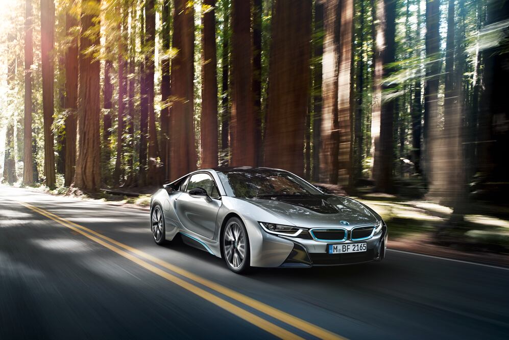 El BMW i8 obtiene un premio en la competencia “Engine of the Year Awards 2016”