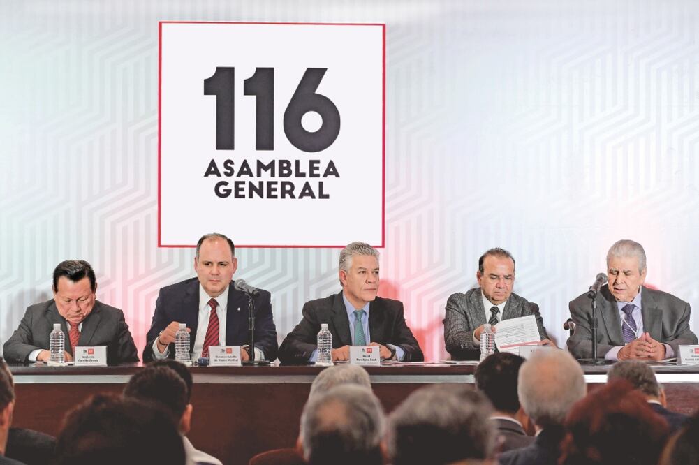 David Penchyna, director general del Infonavit (centro), dijo que la vivienda no debe ser un ancla que impida la movilidad a los trabajadores. Foto: CORTESÍA