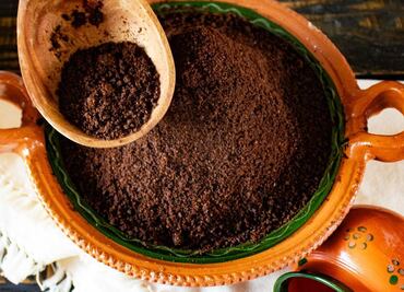 Mole negro, prepara una receta tradicional oaxaqueña