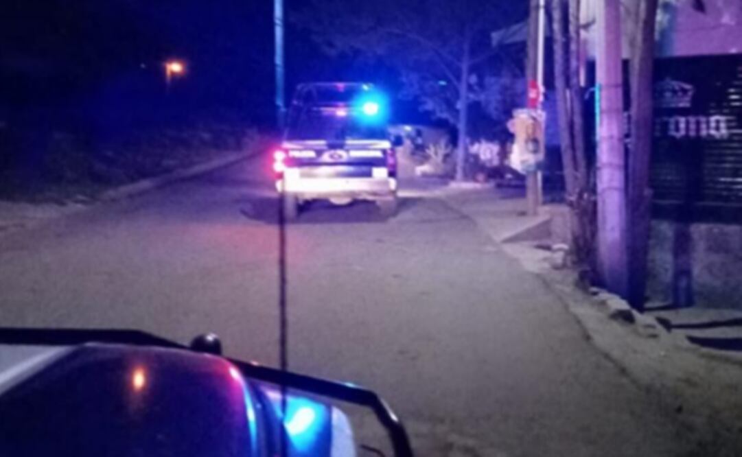 Policías municipales identificaron  y mantiene retenidos dos vehículos implicados en los hechos. Foto: Especial