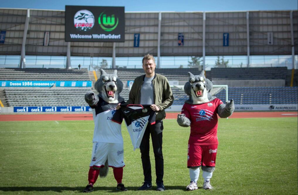 Twitter. Felix Welling, presente en las instalaciones de Lobos BUAP