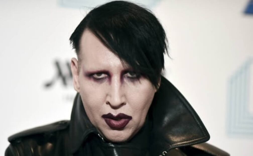 Marilyn Manson suma otra acusación de abuso sexual: a menor la habría violado en el autobús de su gira 