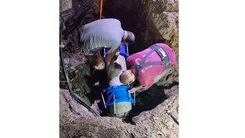 Realizan trabajos de reparación en tubería donde se registró mega fuga de agua en Iztapalapa; Segiagua asegura que se mantiene suministro