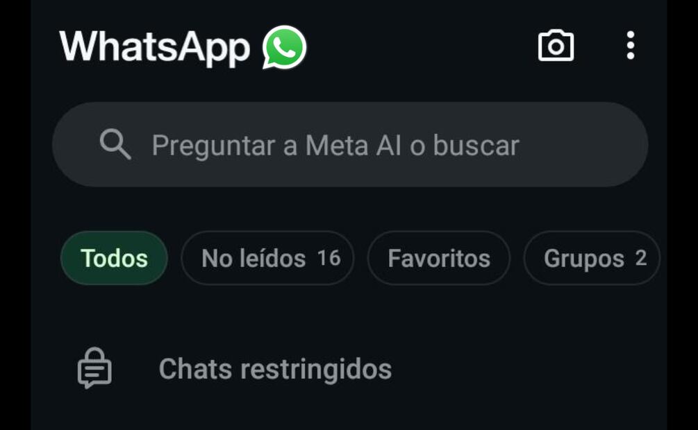 Restringir chats de WhatsApp es una medida de protección contra fisgones. Foto: Captura de pantalla