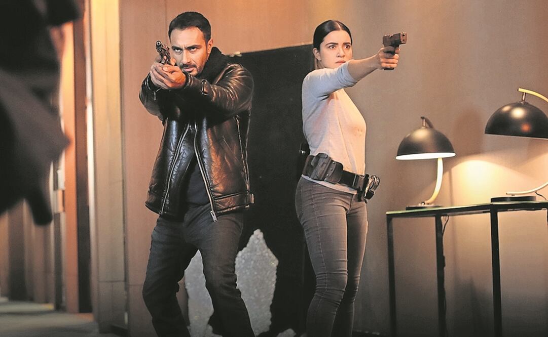 La actriz interpreta a una agente en la búsqueda de un asesino y violador serial. Foto: CLARO VIDEO