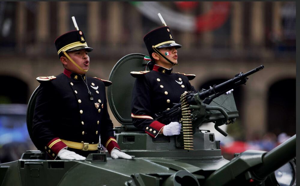 El Heroico Colegio Militar participa en el Desfile del 215 aniversario del Grito de Independencia en el Zócalo de la Ciudad de México, el 16 de septiembre de 2025. Foto: Hugo Salvador/EL UNIVERSAL
