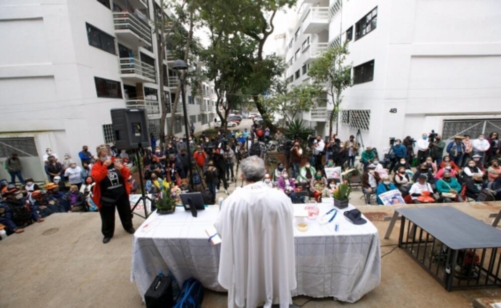 Damnificados de Multifamiliar Tlalpan recuerdan a fallecidos en sismo de 2017