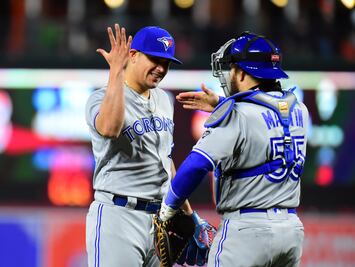 Roberto Osuna impone récord en MLB 