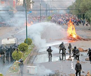 Líderes bolivianos exigen fin de violencia