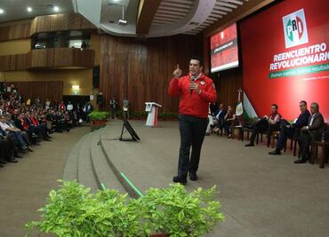 Pide Alejandro Moreno a priistas respetar el Estado de Derecho