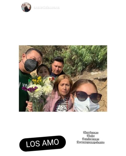 Con flores y fotos recuerdan a Octavio Ocaña a tres meses de su muerte