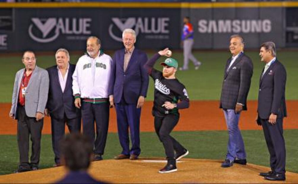 Bill Clinton y Carlos Slim inauguran Serie del Caribe