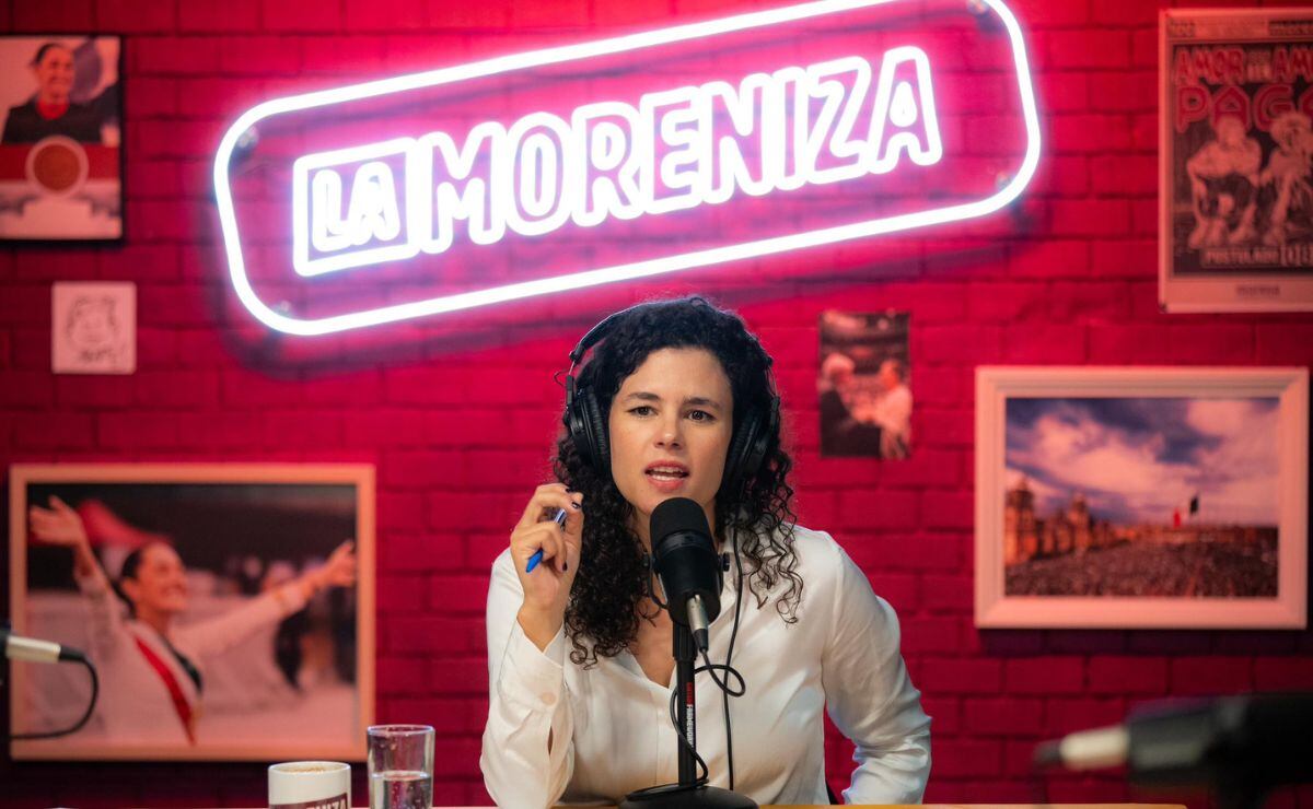 Luisa María Alcalde conduce "La Moreniza" desde su estreno en marzo de 2025. Foto: Redes sociales de Morena