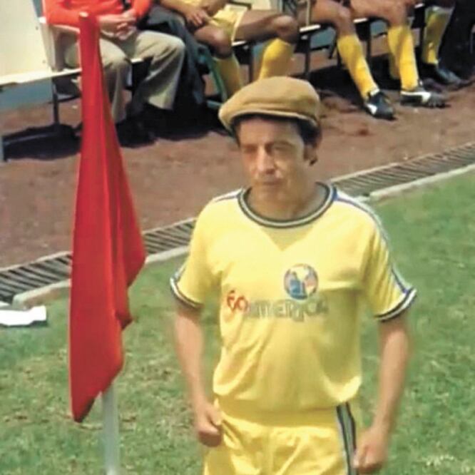 La película que protagoniza Chespirito trata sobre futbol. TELEVICINE