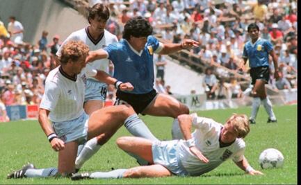Maradona, "Me siguen emocionando mis goles contra Inglaterra"