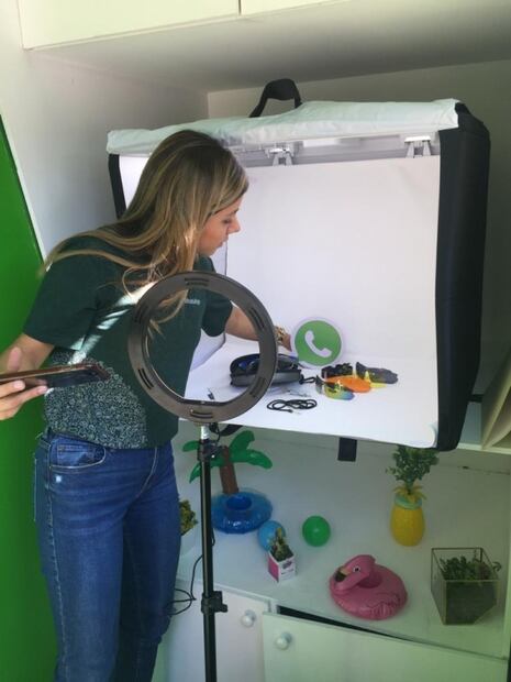 WhatsApp ayuda a PyMES a configurar su catálogo móvil