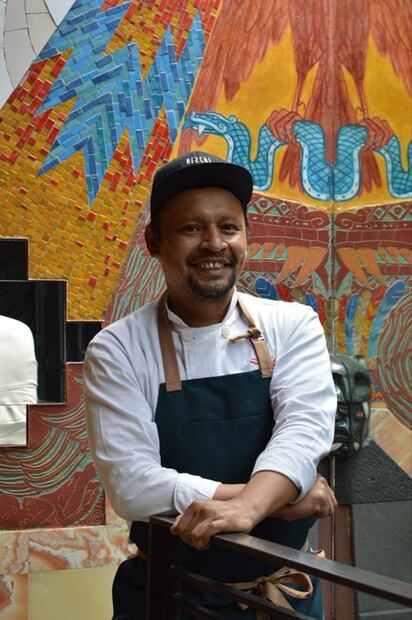 Prepara tamales veganos hechos con asiento vegetal