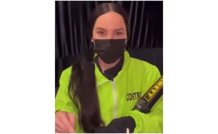 Belinda se disfraza y hace enojar a integrante de Kinky en el Tecate Pa’l Norte