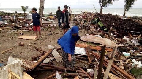 Tsunami en Indonesia: al menos 373 muertos y más de 1.400 heridos tras la "erupción de un volcán"