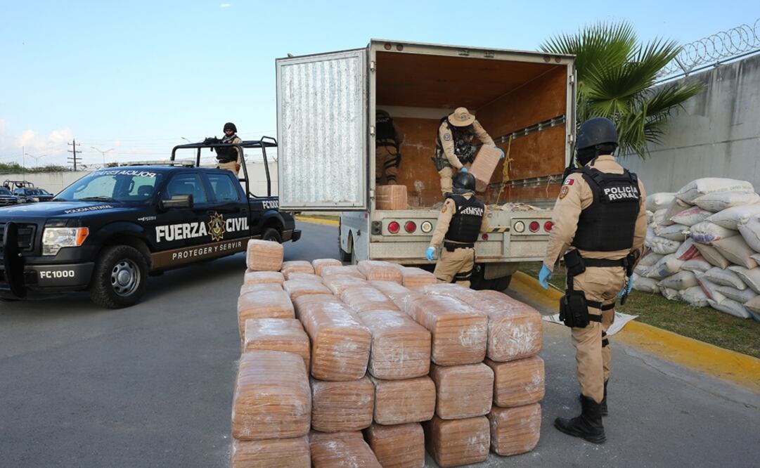 González Garza destacó la importancia del decomiso, ya que la droga está valuada en varios millones de pesos. Foto: Especial