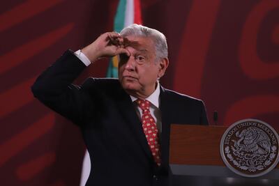 AMLO invitará a su gabinete a gobernadores salientes