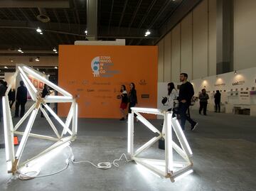 Zona MACO abre sus puertas con artistas como Jeff Koons y Carlos Cruz-Diez
