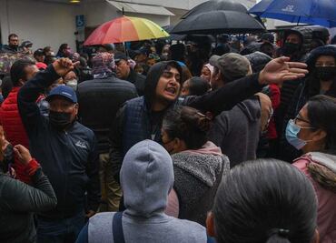 ¡A punto de pelearse! Se acaban las dosis antiCovid en Toluca para menores y papás exigen que vacunen a sus hijos