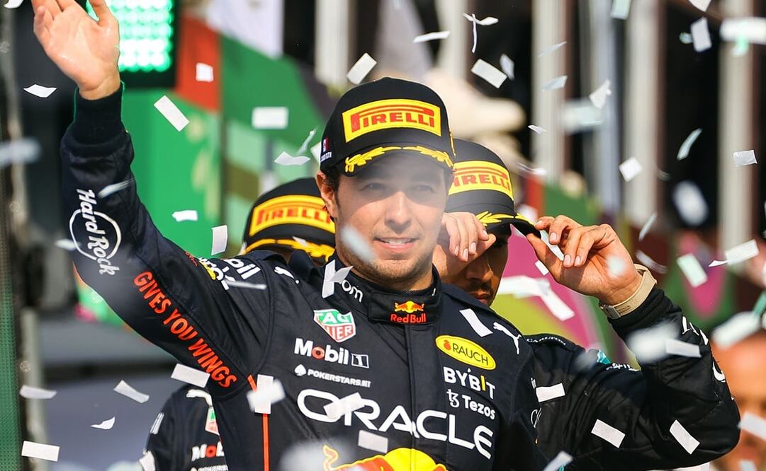 Sergio Pérez en la premiación del Gran Premio de México 2022 - FOTO: Especial