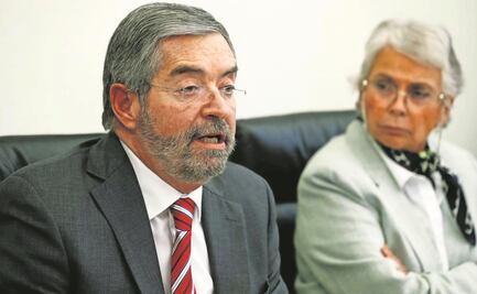 Confía De la Fuente en solución diplomática en conflicto ruso