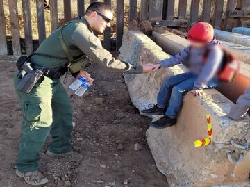 Abandonan a 3 niños originarios de Puebla en frontera con Arizona; ya se encuentran en refugio de Nueva York
