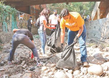 Movimiento Ciudadano limpia al río Magdalena