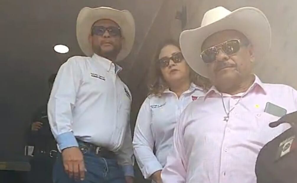 Vamos a continuar con bloqueos si no tenemos respuesta, dicen transportistas y productores. Foto: Especial