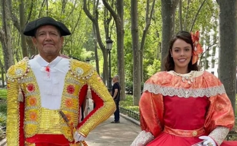 Juan Osorio recibe críticas por estas fotos con su novia: "Parece tu hija"