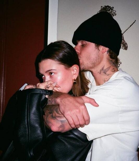 Hailey y Justin Bieber llevan cuatro años de casados. Foto: Instagram.