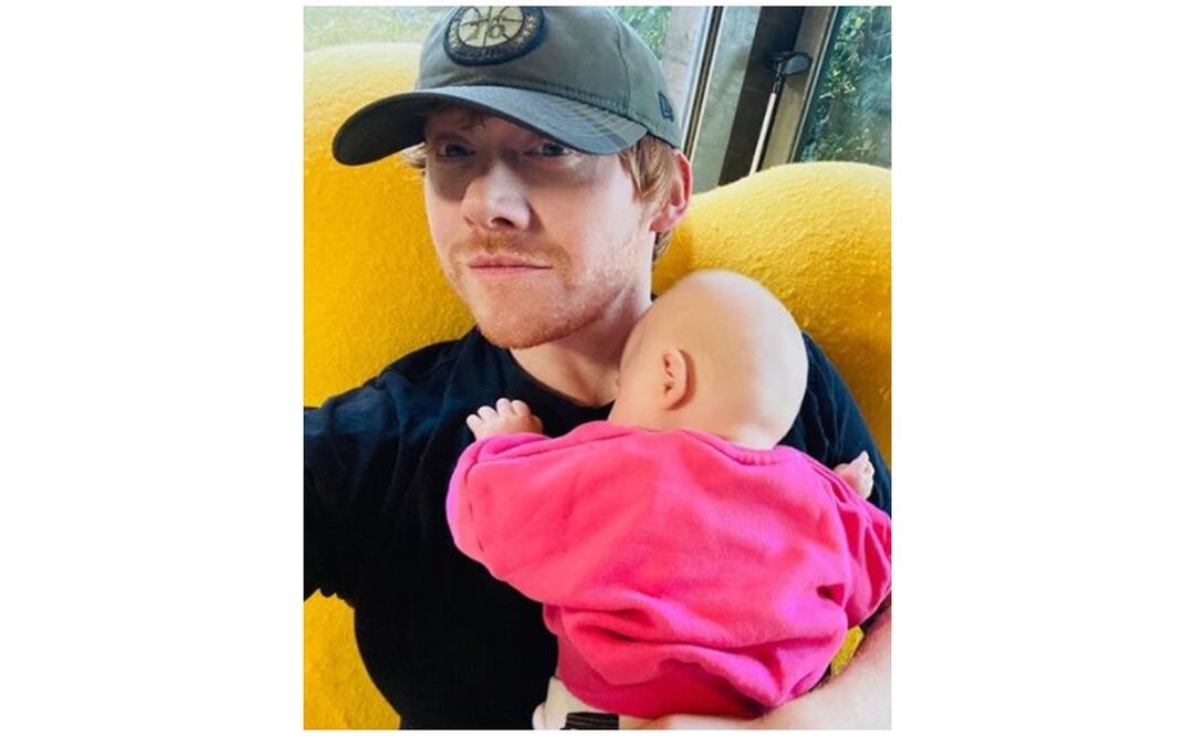 Rupert Grint y su bebé. Foto: Instagram