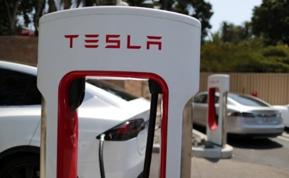 ¿Por qué no se venden los autos eléctricos en México?