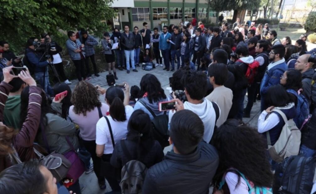 Alumnos de la UAEM rechazan propuestas de reforma a ley universitaria