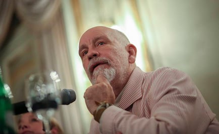 John Malkovich recuerda a Sabato y Tolstói